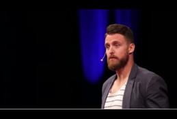 Embedded thumbnail for Technology will change retail shopping - but it's not what you think > paragrafi > Video