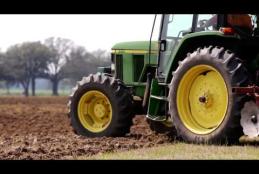Embedded thumbnail for With Big Data, IBM Helps Create A Sustainable Food Supply > paragrafi > Video